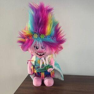 Dreamworks Trolls World Tour Singing and Dancing Poppy Plush